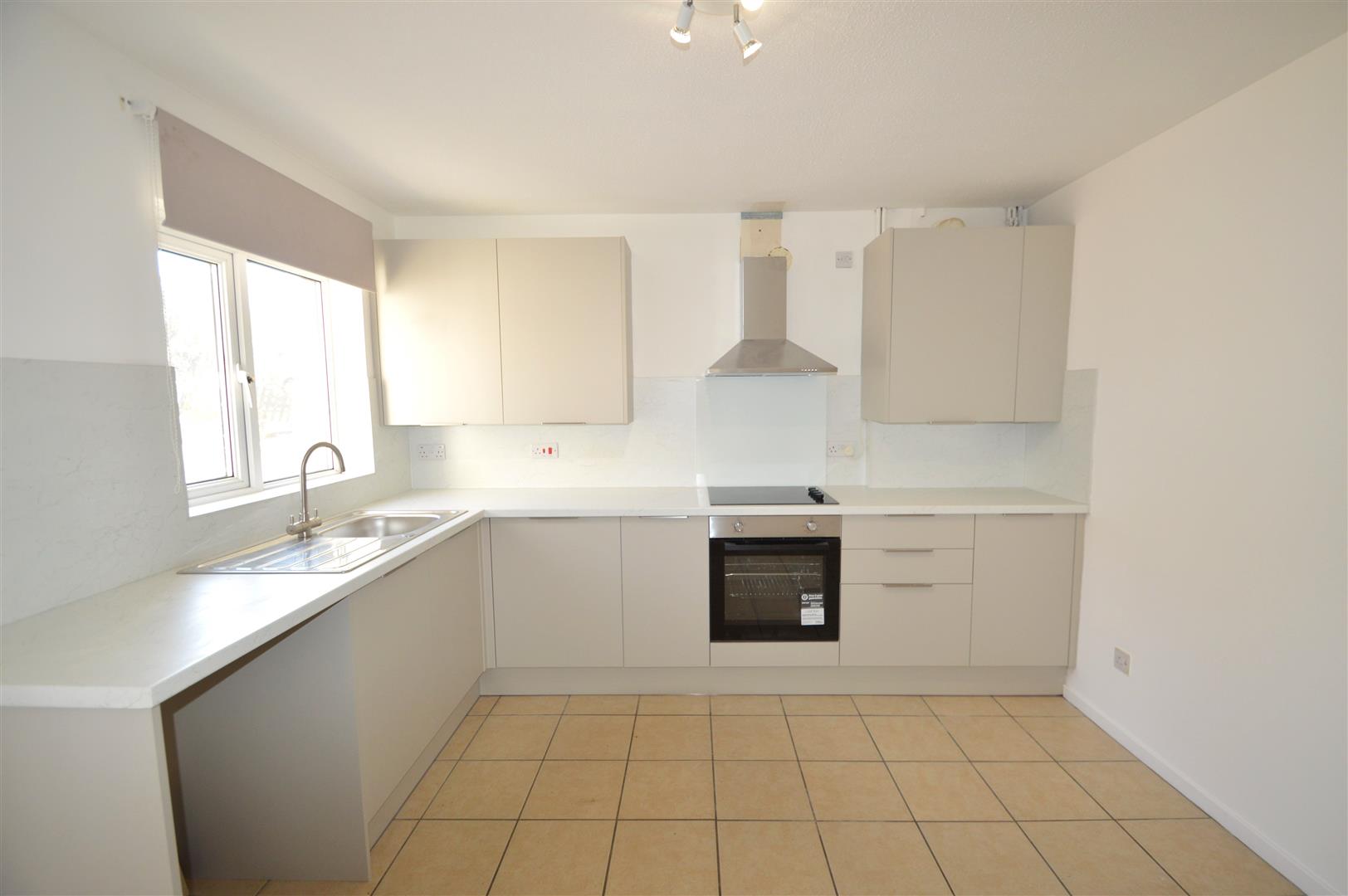 4 Crescent Close, Cowbridge, CF71 7EB